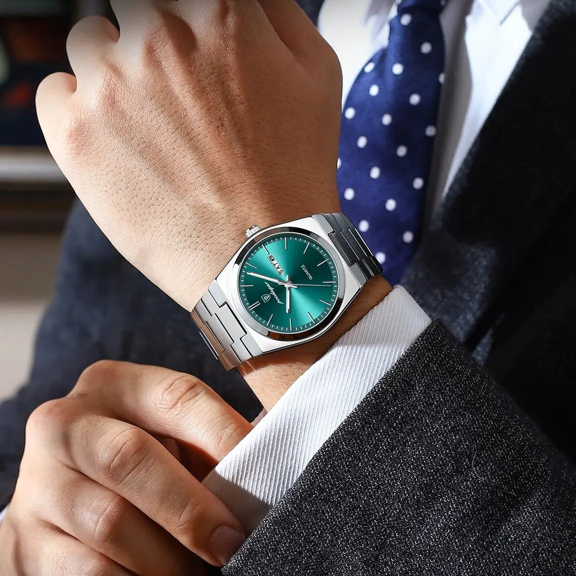 POEDAGAR Exquisite Business Men Watch Stainless Steel Waterproof Luminous Man Wristwatch Date Week Classic Men's Quartz Watches